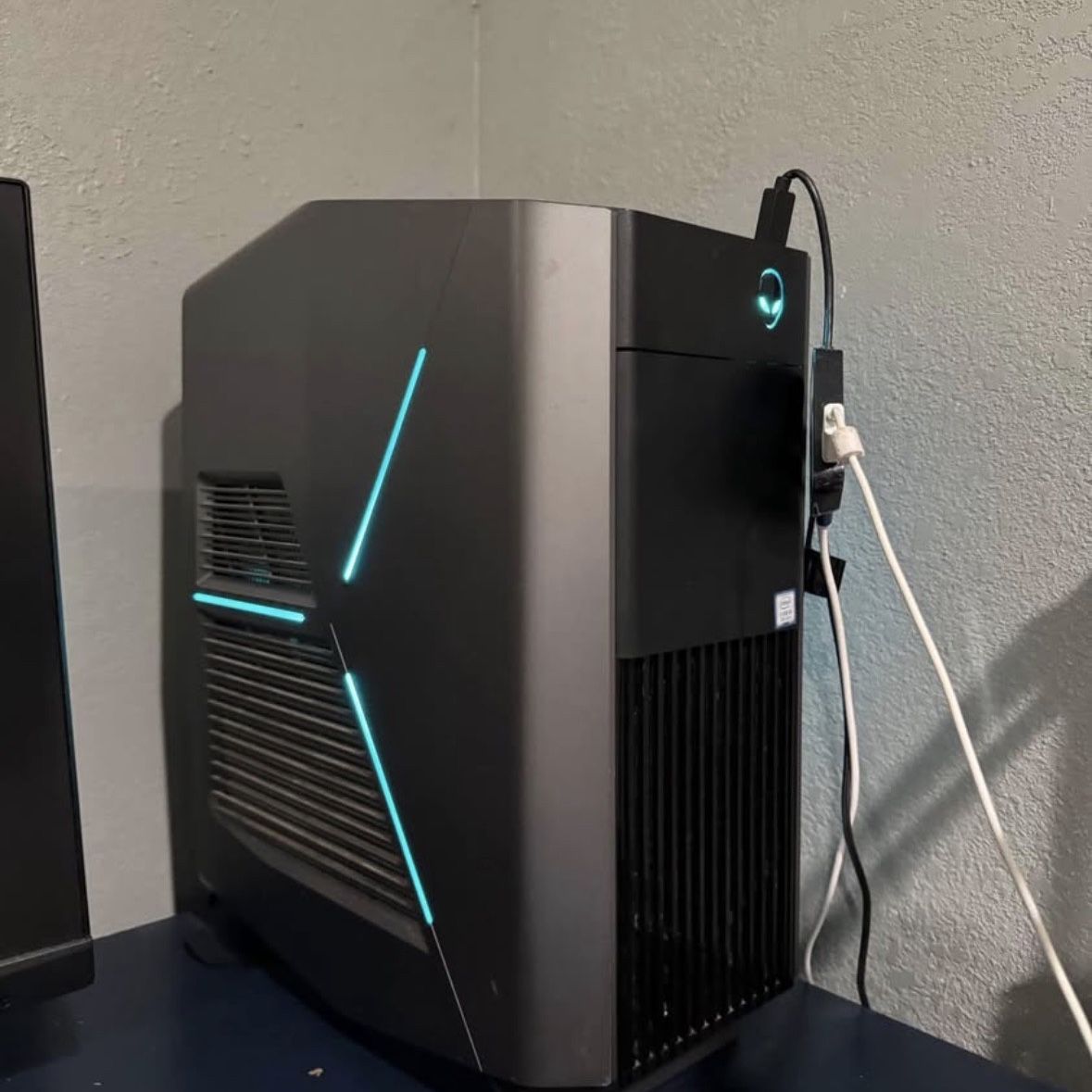 Alienware Aurora 8 for Sale in Kyle, TX - OfferUp