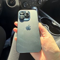 iPhone 16 Pro Unlocked 