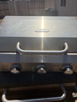 NXR 3 burner propane portable grill