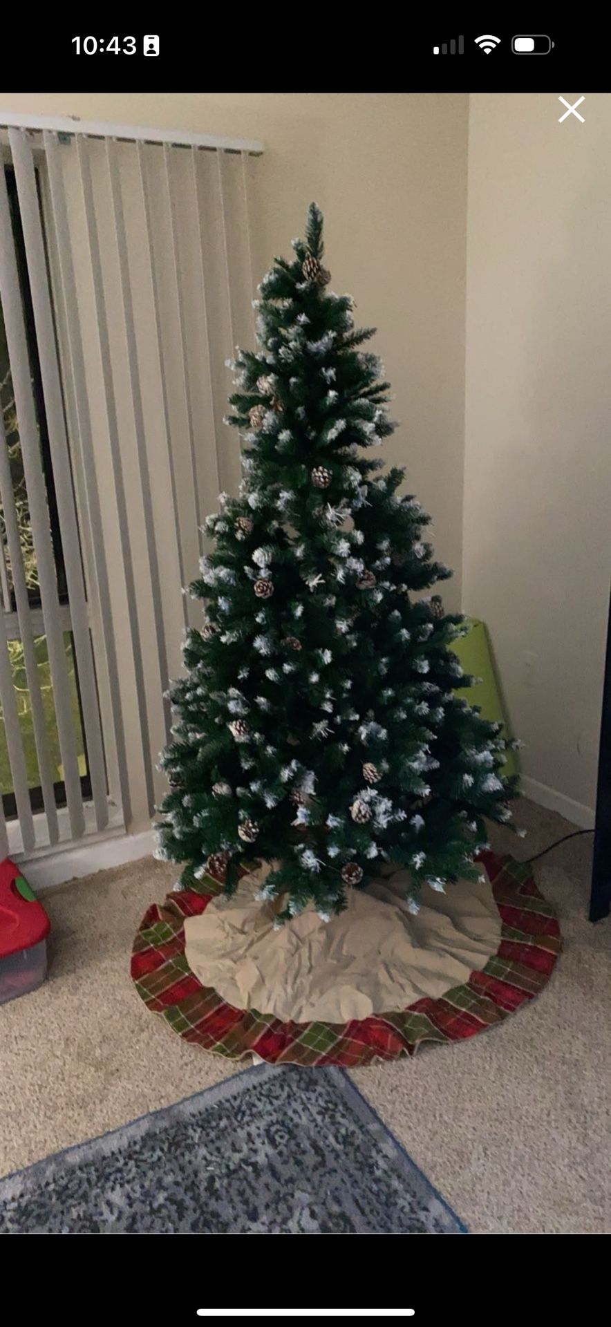 5ft christmas Tree In new Like Condition!