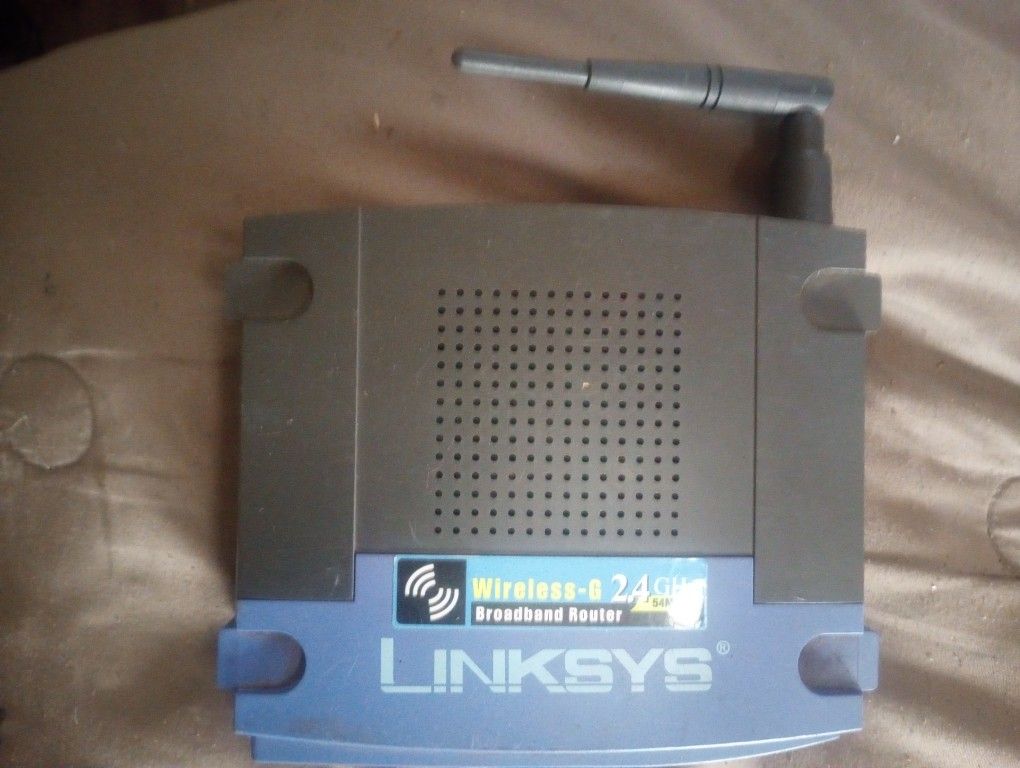 Linksys Wireless -G 2.4 GHZ  54 MBOS Broadband Router ModelWN15-4.6