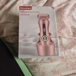 Woman Shaver