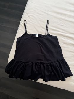 Women’s old navy blouse