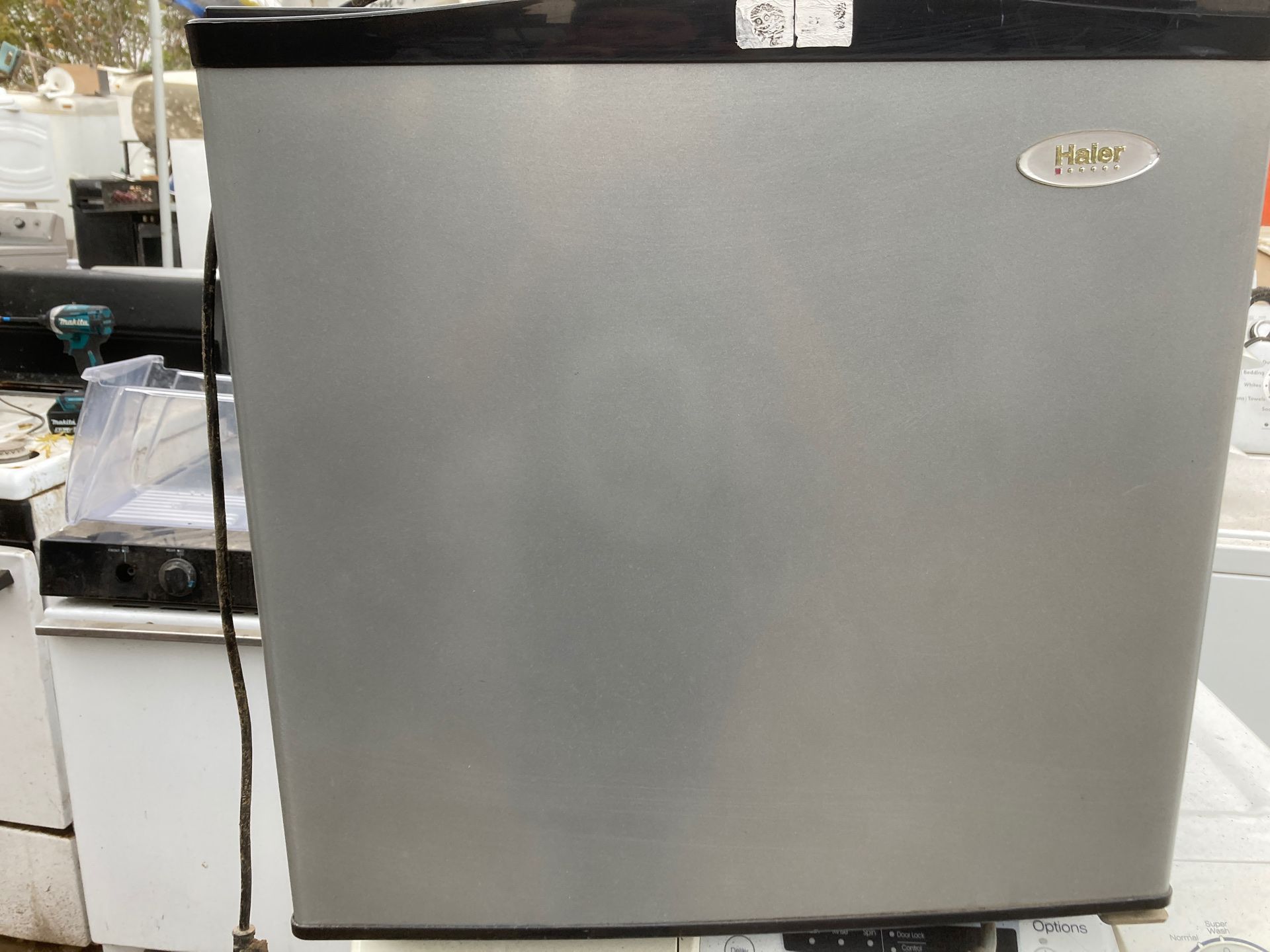 Like new mini refrigerator haler