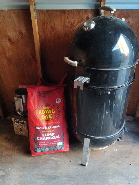 Weber Smokey Mountain 18