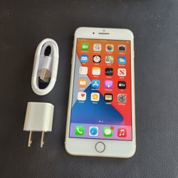 iPhone 7 Plus - UNLOCKED - Like New 