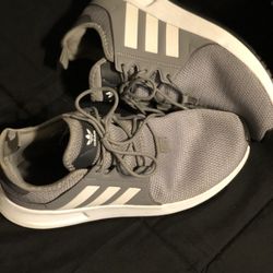Adidas Grey Size 9
