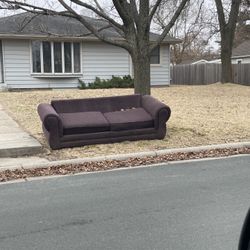 Free Full Size Couch Dark Purple  On The Curb 9th Ave And Cross St Anoka