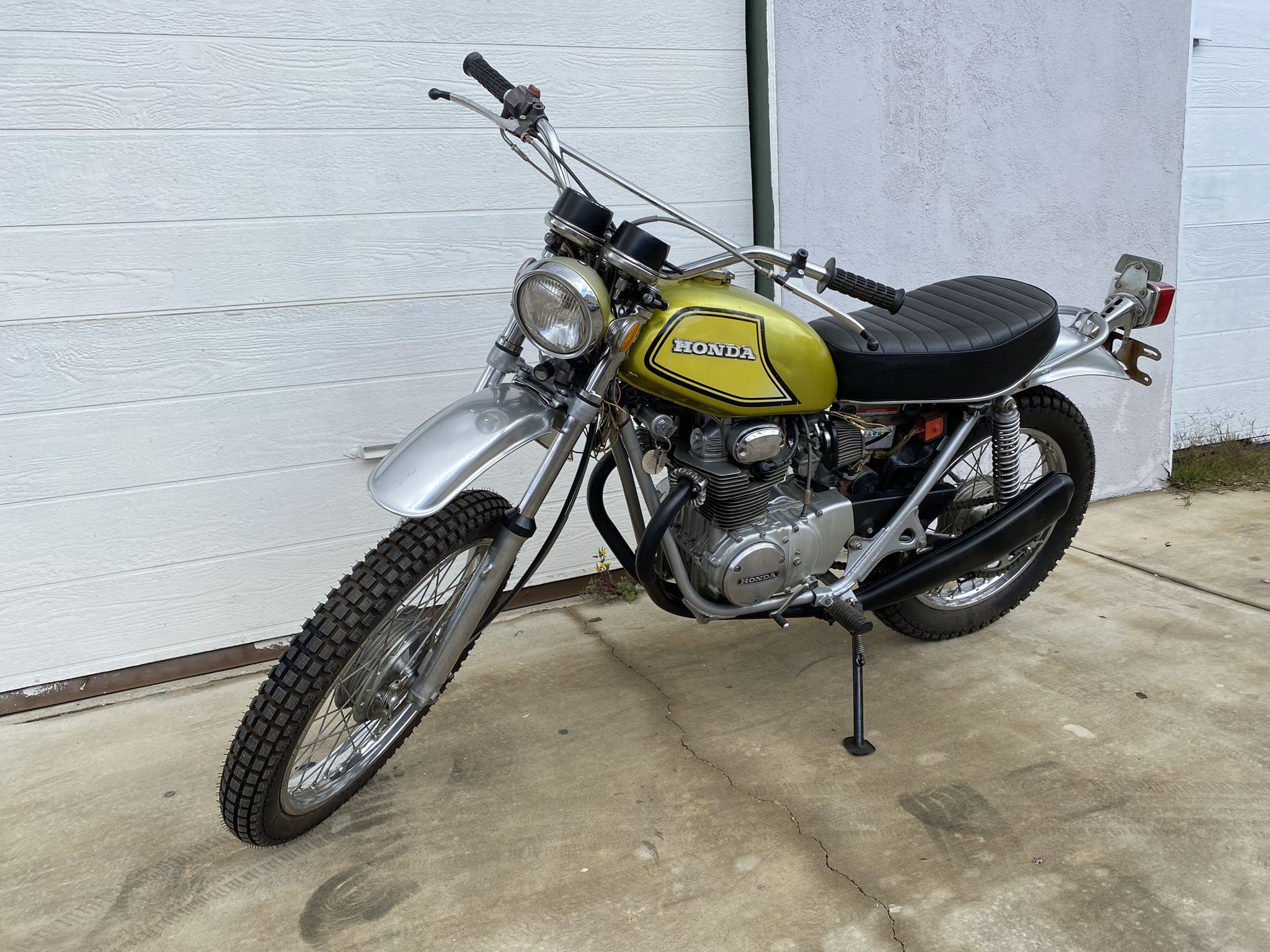 1971 HONDA SL350 First dual sport Honda ever made Real beautiful classic.