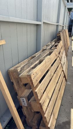 Free Pallets 14pcs