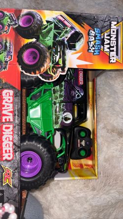 Grave Digger Smash And Bash 