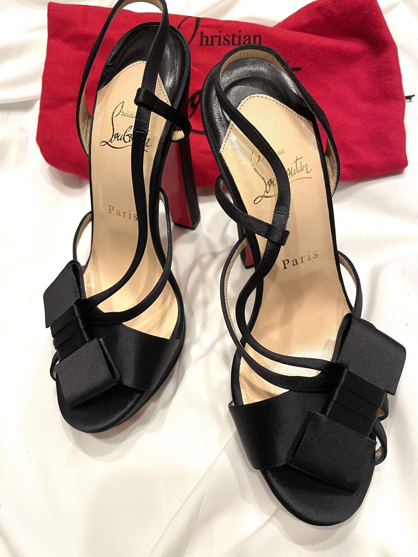 Women’s Sz 8 EU 39 Christian LOUBOUTIN Satin Black Heels