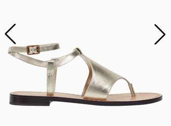 Lille Thong Flat Leather Sandal Platinum Ankle Strap Sandals with Buckle