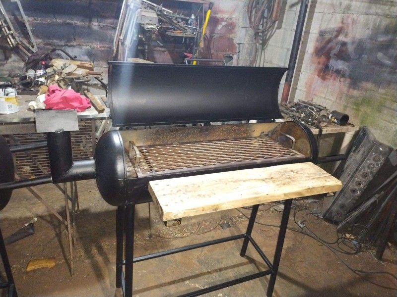 BBQ Grill 3 feet long by 11.5 wide