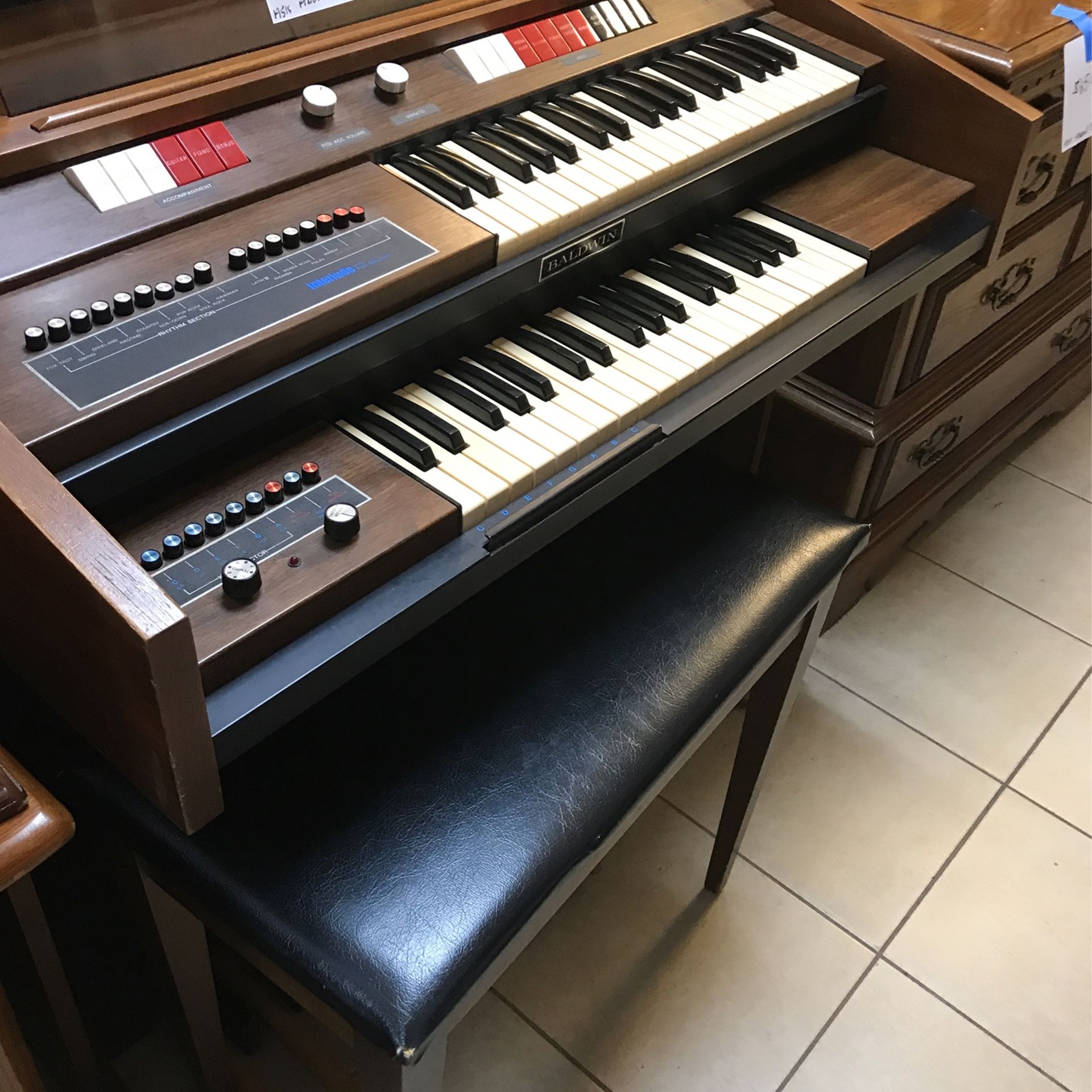 Baldwin Organ