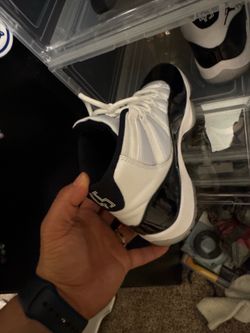 Jordan concord 11’s 2018