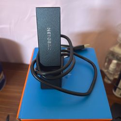 Netgear A8000