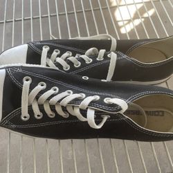 New Converse-Men’s Size 11