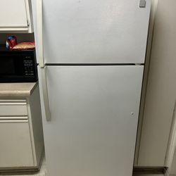 Kenner Refrigerator Freezer - Working Fine