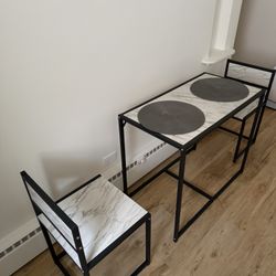 Kitchen Table With 2 Chairs