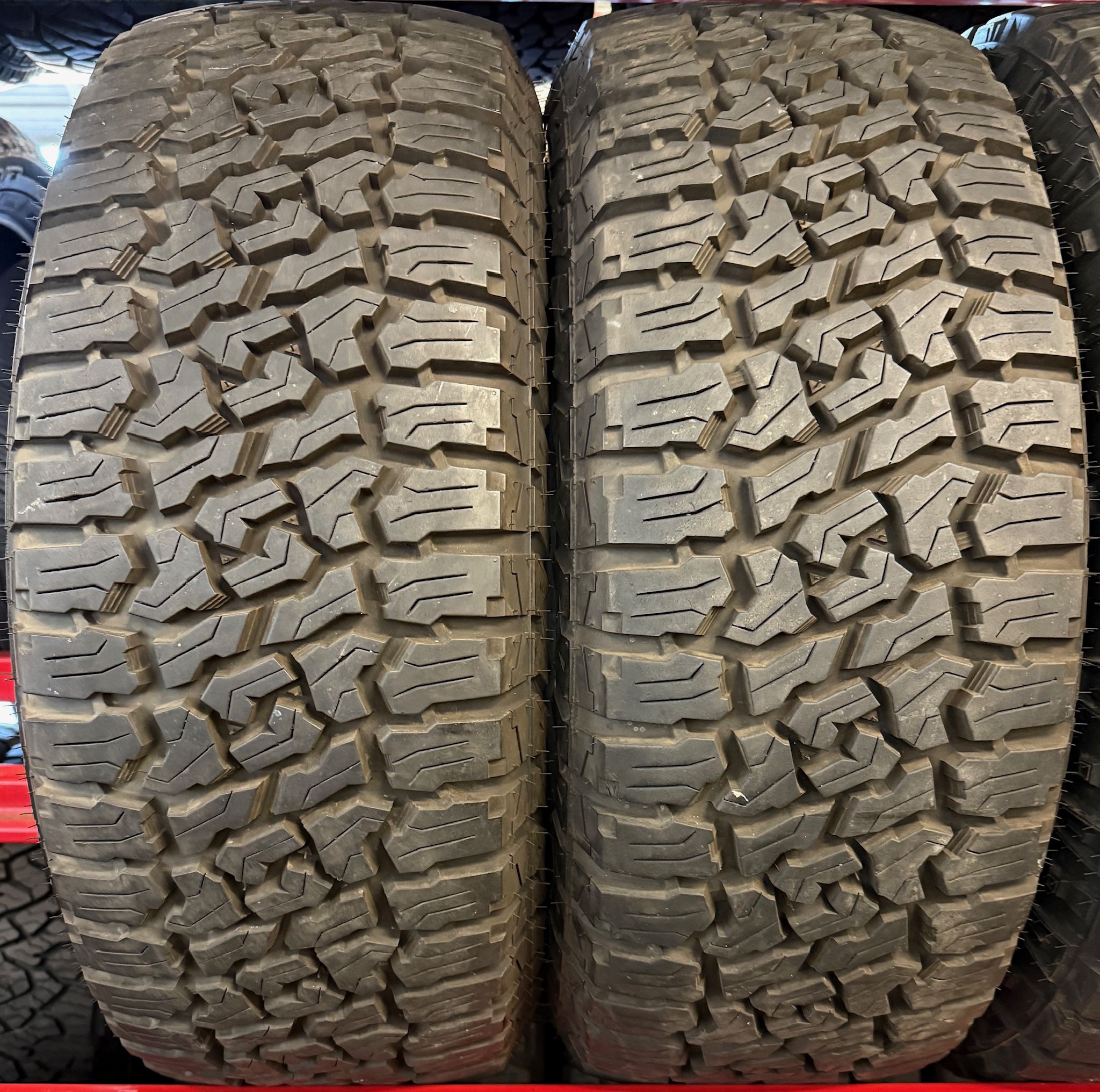 Master Track LT 275 65 18