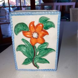 Pleasant Valley Vintage Floral  3-D Vase