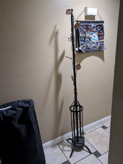 Coat rack made of metal