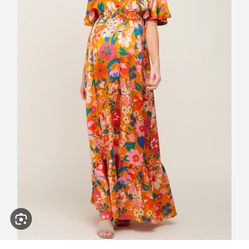 NEVER WORN - Floral Maxi Dress