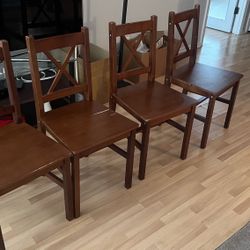 4 Dining Table Chairs
