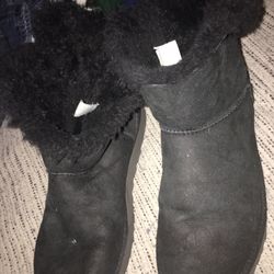 Nice Australian UGG boots size 10 1/2 only $45 firm
