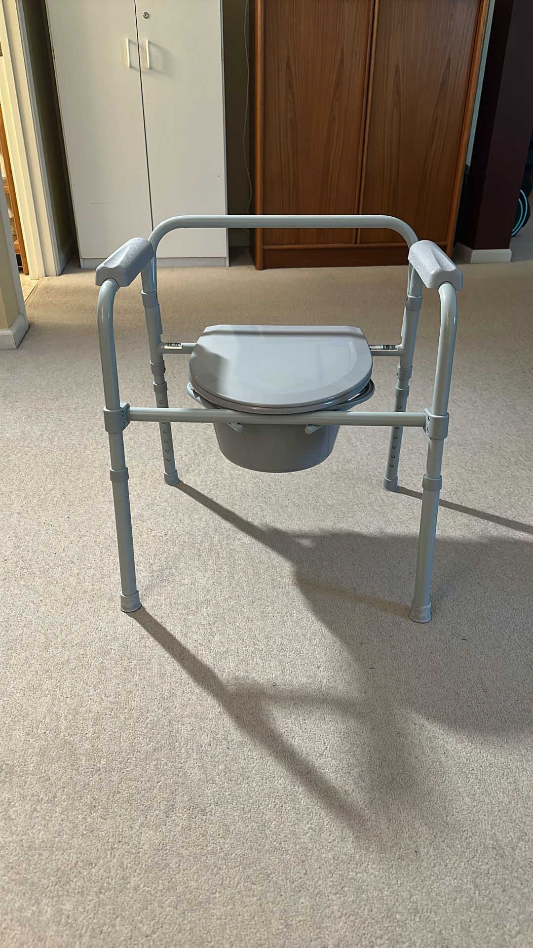 NEVER USED-Drive Medical 11148-1 Folding Steel Bedside Commode