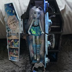 Monster High Skulltimate Secrets FEARIdescent - Complete Set