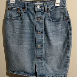 Levis Mom Skirt Size 6