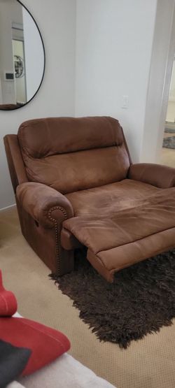 Recliner oversized