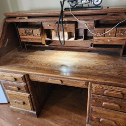 Oak Rolltop Desk With Chair 