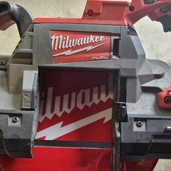 Milwaukee Fuel Deep Cut Bandsaw 