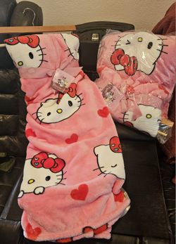 Hello Kitty Valentines Throw