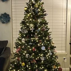 Christmas tree 7.5 Feet 