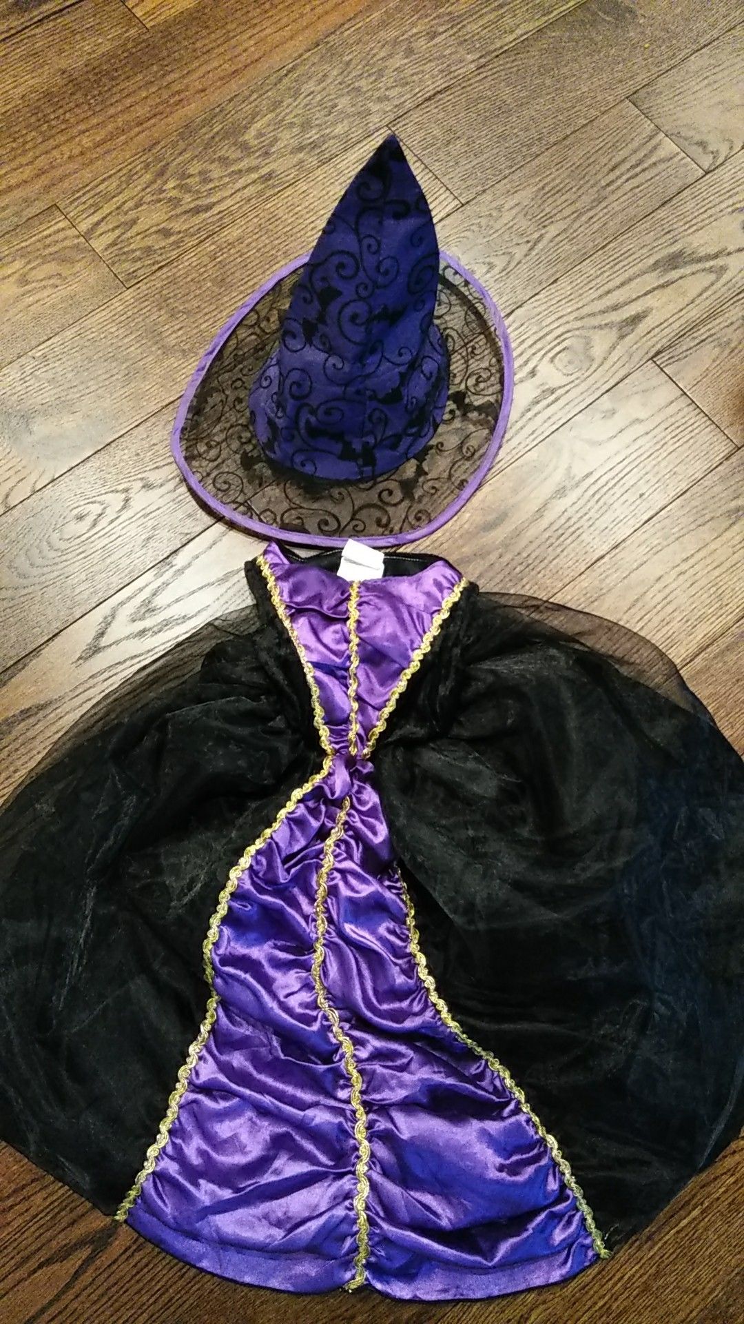 Witch costume