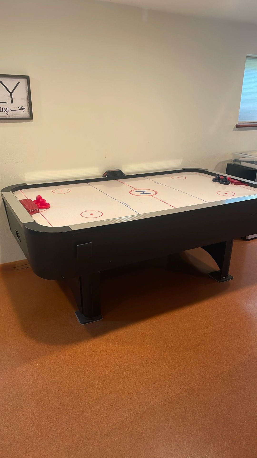Air Hockey Table