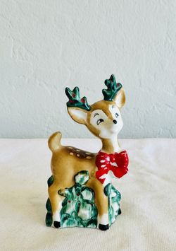 Vintage lefton Christmas reindeer salt shaker figurine
