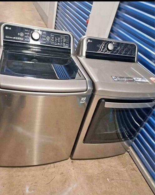 27"New Lg Top Load Washer Gas Dryer