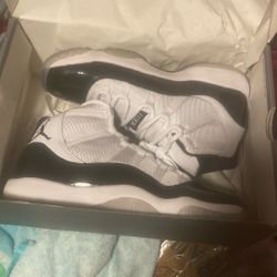 Jordan 11s