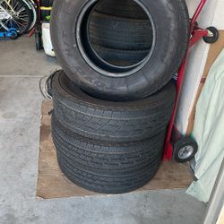 4 245 75 16 LT 10 Ply Open Country Toyo Tires 