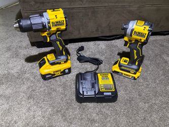 DeWALT 20v ATOMIC HAMMER DRILL / IMPACT DRILL SET  Kit with (1) 6.0Ah  (1) 2.0 Batteries,  Charger Bag