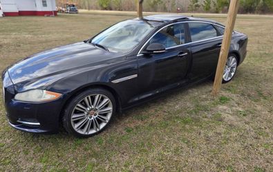 2016 Jaguar XJ-Series