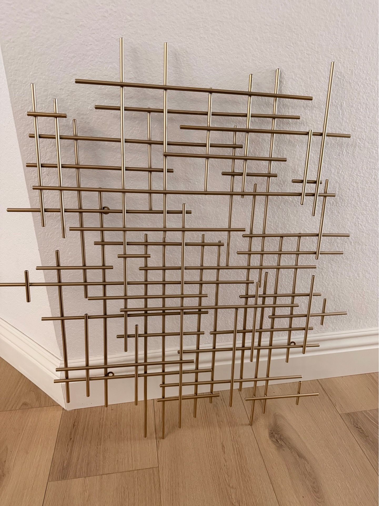 Chic Wall Decor - Piping Art