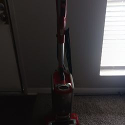 Shark Navigator Lift Away Vacuum