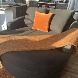 Pottery Barn Chaise Lounge