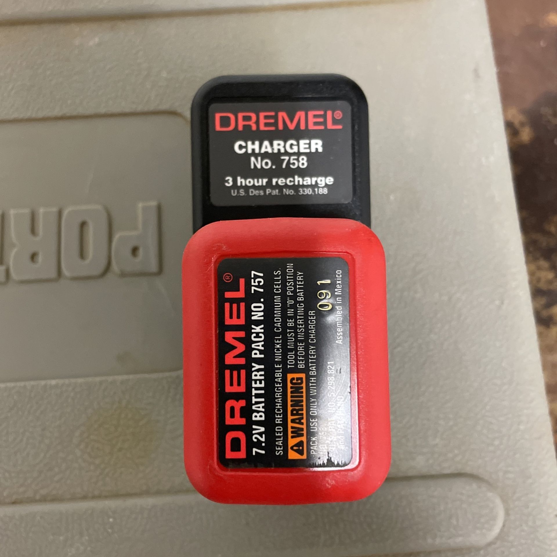 Dremel Charger And Battery